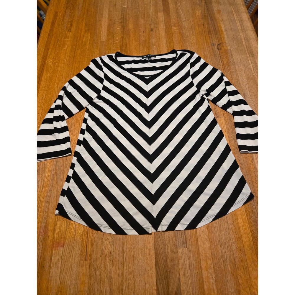 Cable & Gauge Women Medium Black White Chevron Striped V-Neck 3/4 Sleeve‎ Top